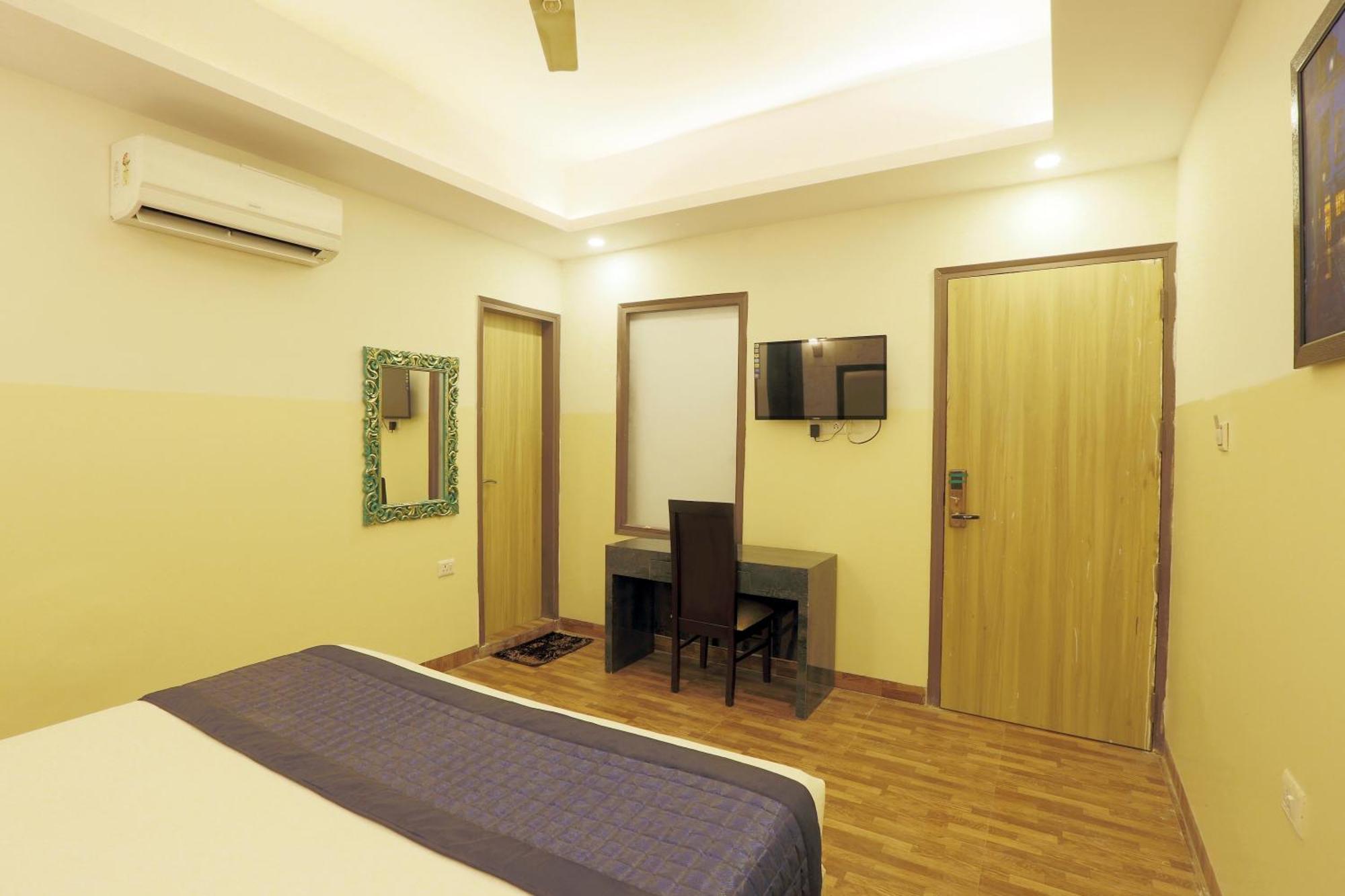 Plazzo Prime Plaza At Delhi Airport Bed & Breakfast New Delhi Exterior foto