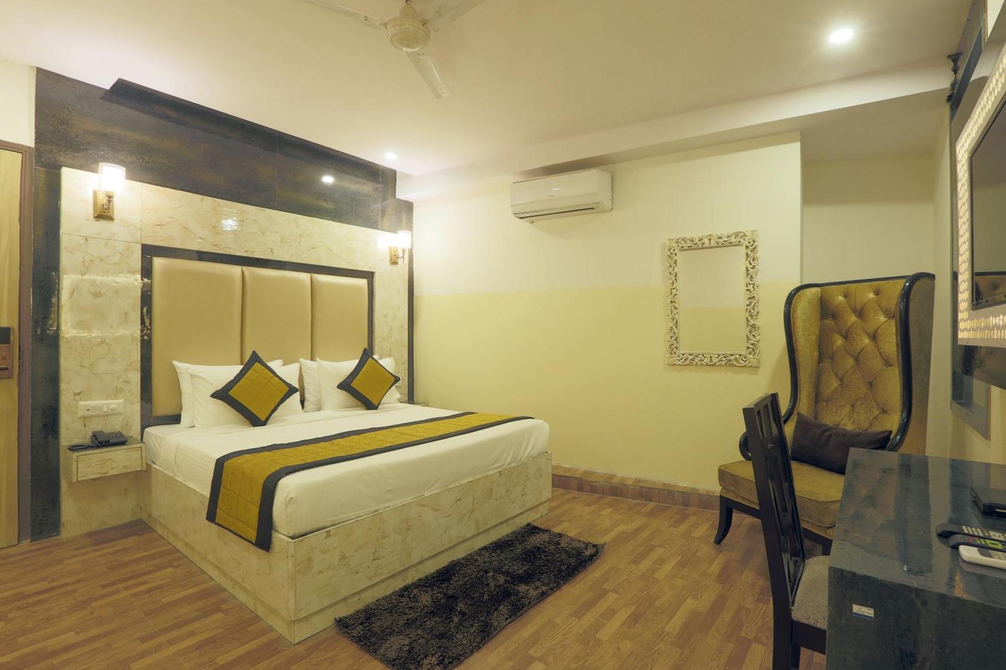 Plazzo Prime Plaza At Delhi Airport Bed & Breakfast New Delhi Exterior foto