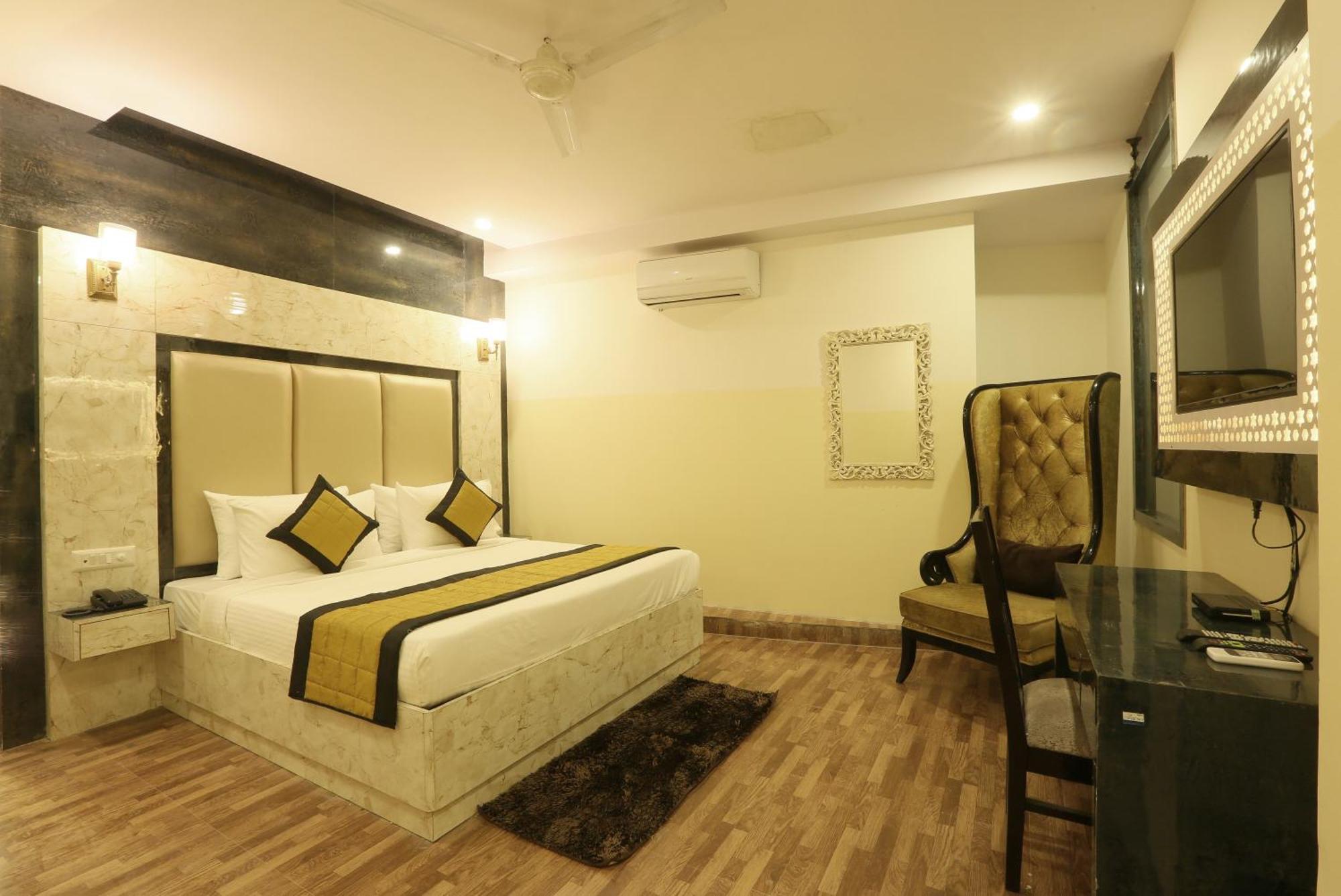 Plazzo Prime Plaza At Delhi Airport Bed & Breakfast New Delhi Exterior foto