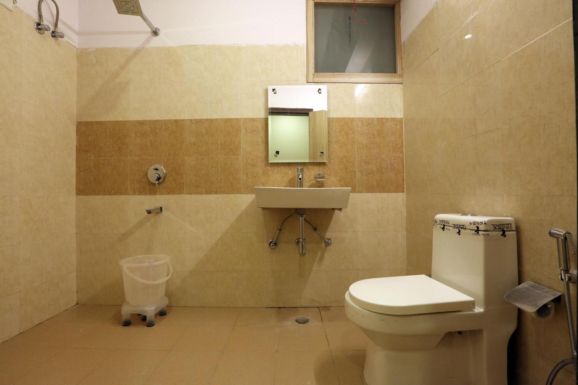 Plazzo Prime Plaza At Delhi Airport Bed & Breakfast New Delhi Exterior foto