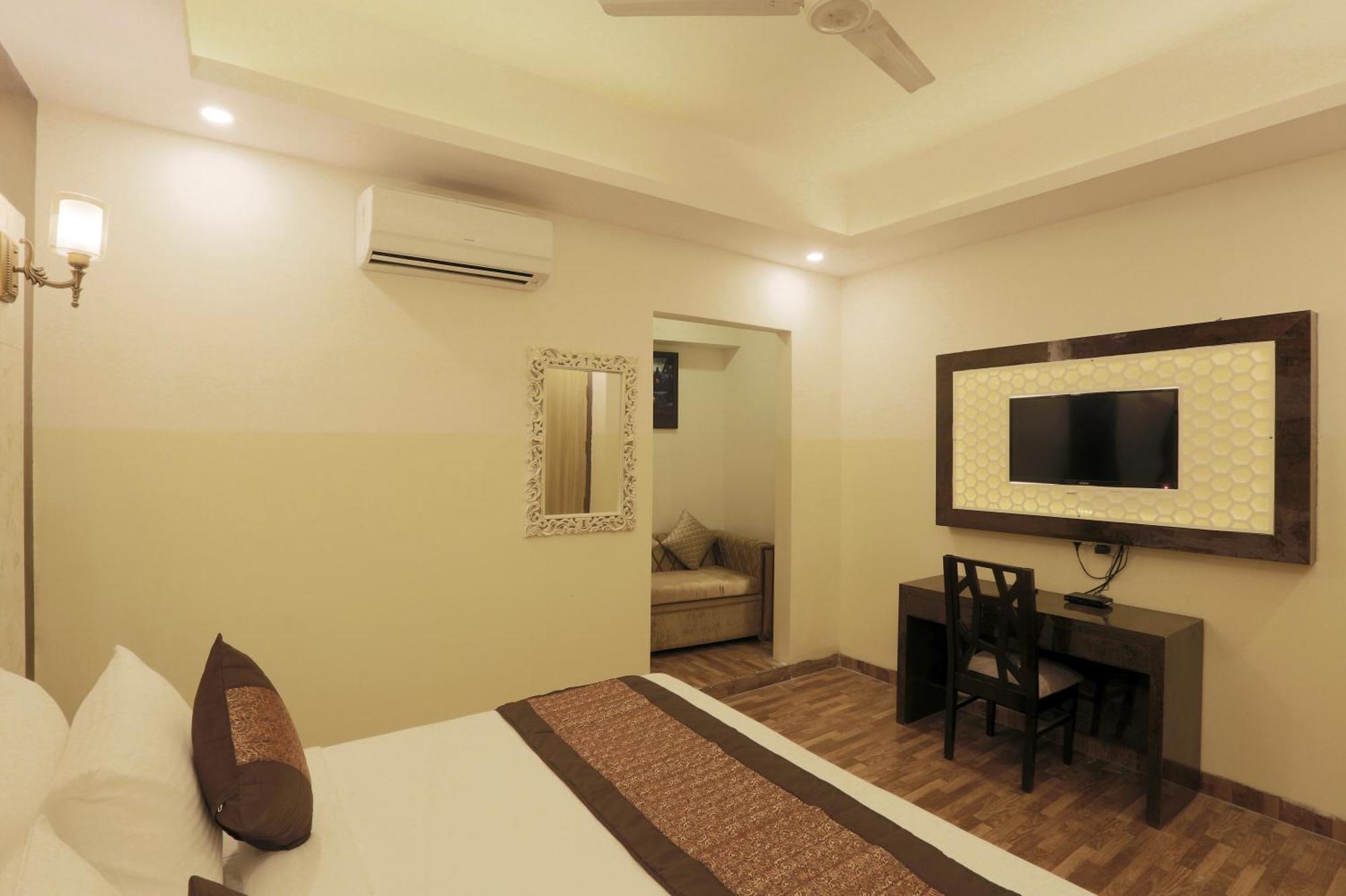 Plazzo Prime Plaza At Delhi Airport Bed & Breakfast New Delhi Exterior foto