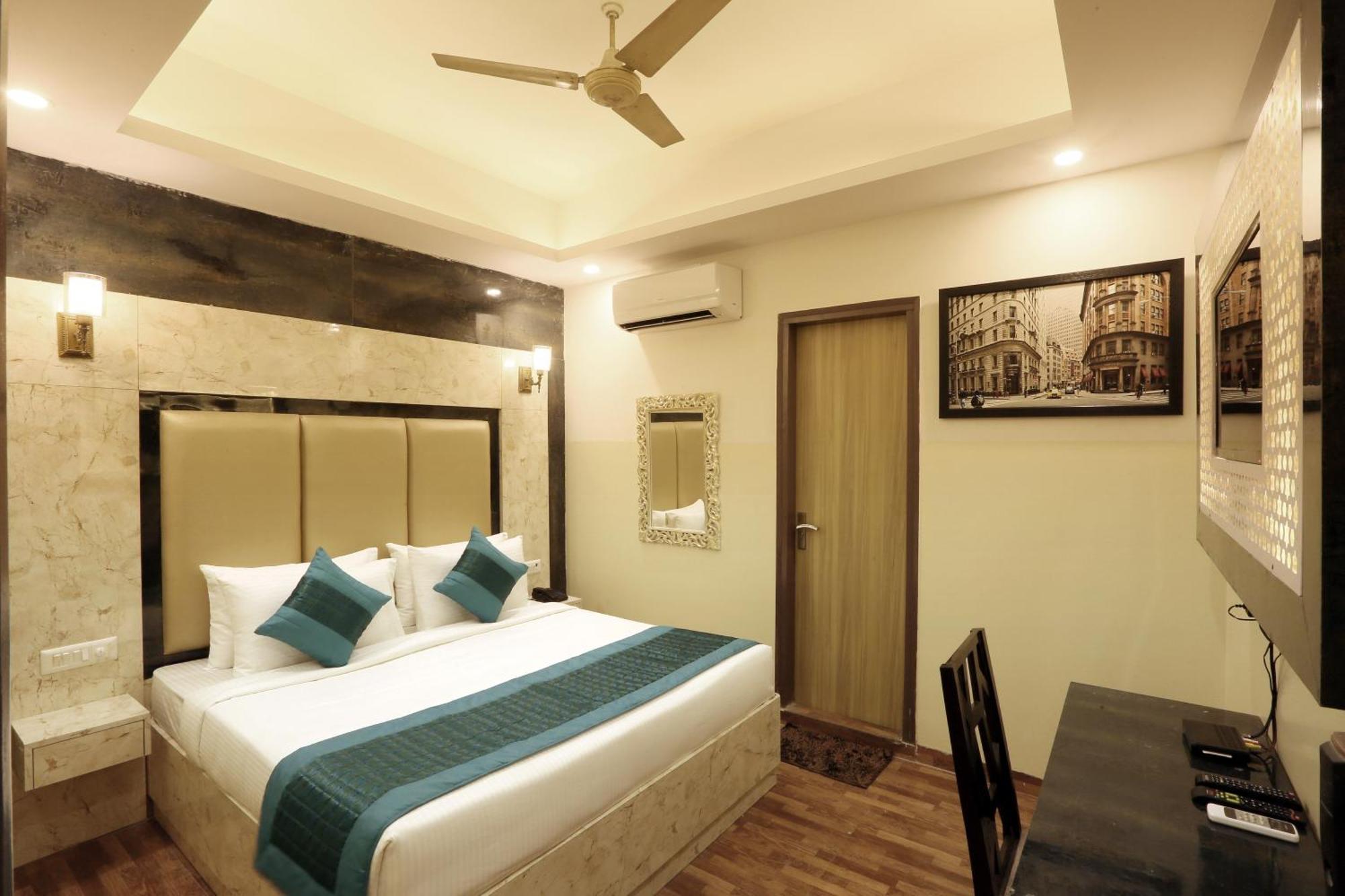 Plazzo Prime Plaza At Delhi Airport Bed & Breakfast New Delhi Exterior foto